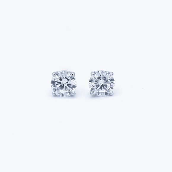 Jewelry - 2ct Women’s Sparkling Crown Stud Earrings